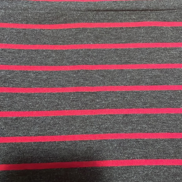 Forever 21 Bodycon Skirt - Picture 2 of 3